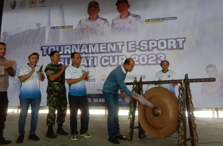 Buka Turnamen E-Sports Bupati Cup 2023, Ini Harapan Wabup Sampang