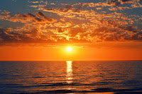 Ocean sunset - Photo by Tincho Franco on Unsplash