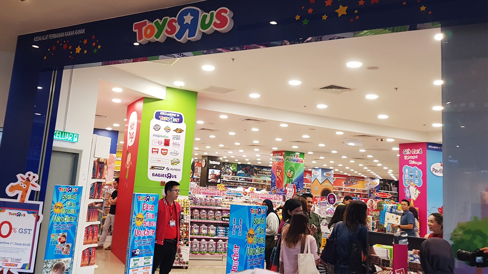 toys r us melawati mall