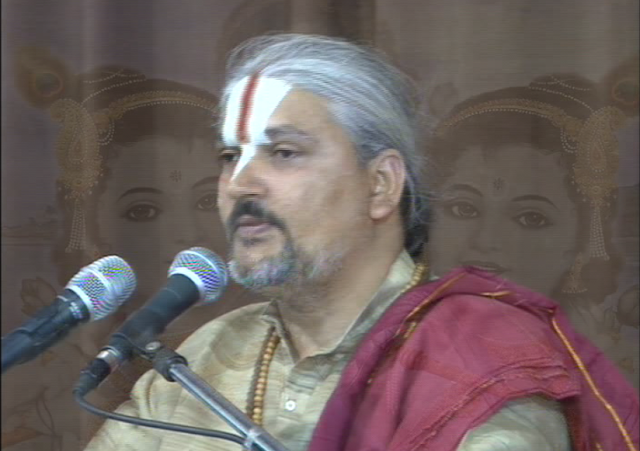  Swami Shri Dhananjay Ji Maharaj.