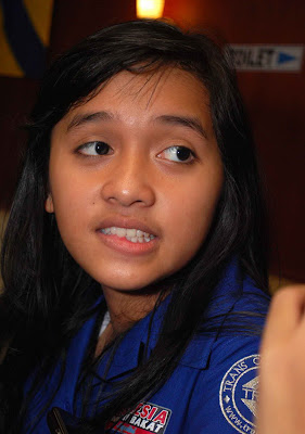 Putri Ayu Silaen IMB