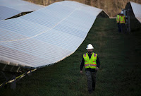 Nearly three-fourths of the country’s coal-fired power plants already cost more to operate than if wind and solar capacity were built in the same areas to replace them, a new analysis says. (Credit: Robert Nickelsberg/Getty Images) Click to Enlarge.