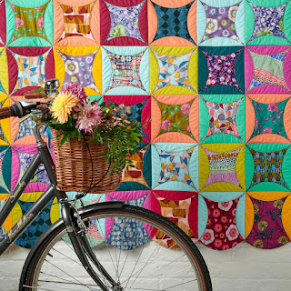 Wonderwall curved quilt by Charm About You featured in Love Patchwork and Quilting