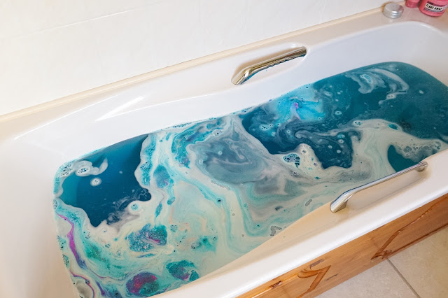 Lush Intergalactic Bath Bomb Demo