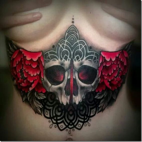 romantique_crne_sternum_tatouage