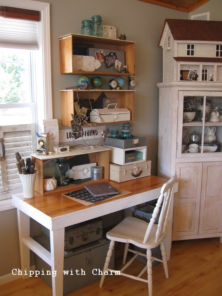 Chipping with Charm: "Collected Junk" Office Space...http://www.chippingwithcharm.blogspot.com/