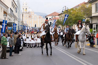 Προτίμησαν να ψηφίζουν νομοσχέδιο παρά να μιλούν για επανάσταση οι βουλευτές μας