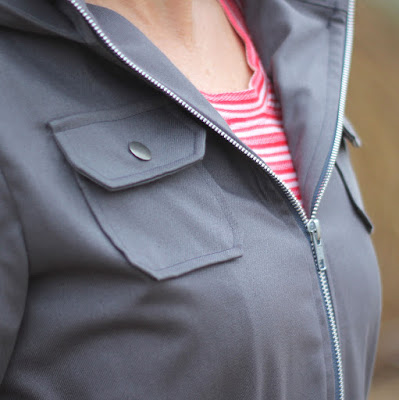 Lonetree jacket closed with pockets