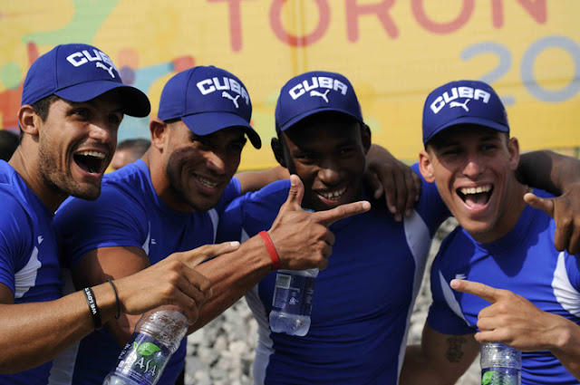 Jorge García, Renier Mora, Reinier Torres y Alex Menéndez, del kayac (K-4), a la distancia de mil metros, de Cuba, en las  Aguas Tranquilas de Welland, convertido en el Centro Panamericano de Canotaje, de los los XVII Juegos Panamericanos de Toronto 2015