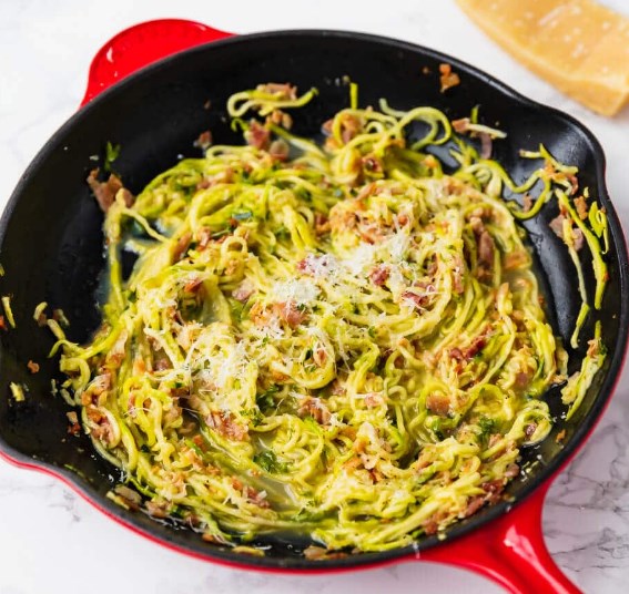 LOW-CARB ZUCCHINI CARBONARA #diet #italiandish