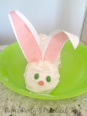 http://www.pamspartyandpracticaltips.com/2016/03/how-to-make-bunny-cake.html