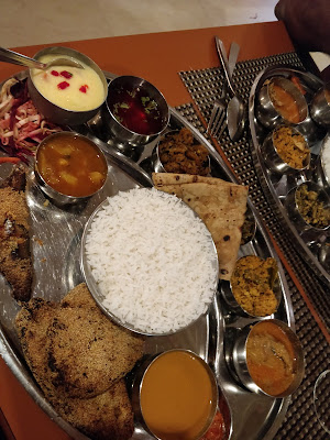 This multi-cuisine restaurant is at a different level in terms of the quality and taste of their food. Their special fish thali has surplus quantity of everything -2 kingfish, 1 mackrel, 2 rotis, rice, kismur, shellfish, bhaji, and much more! It is one of the top fine dine restaurants in South Goa.