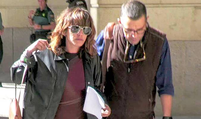 La jueza rechaza la denuncia de María León contra los policías locales que la detuvieron