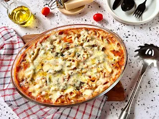 Macarrão de forno com queijo