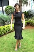 Samantha latest photos in black-thumbnail-15