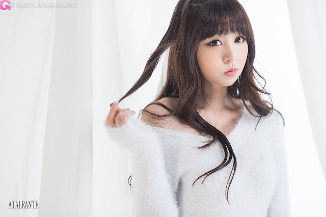 1 Hong Ji Yeon in Fluffy White-Very cute asian girl - girlcute4u.blogspot.com