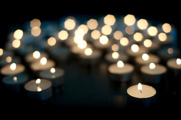 A Bokeh style of candle light photo in Christmas