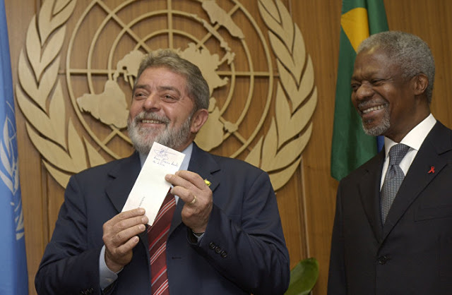 AUTORIDADES MUNDIAIS PREPRARAM MANIFESTO A FAVOR DA INDICAÇÃO DE LULA AO PRÊMIO NOBEL!