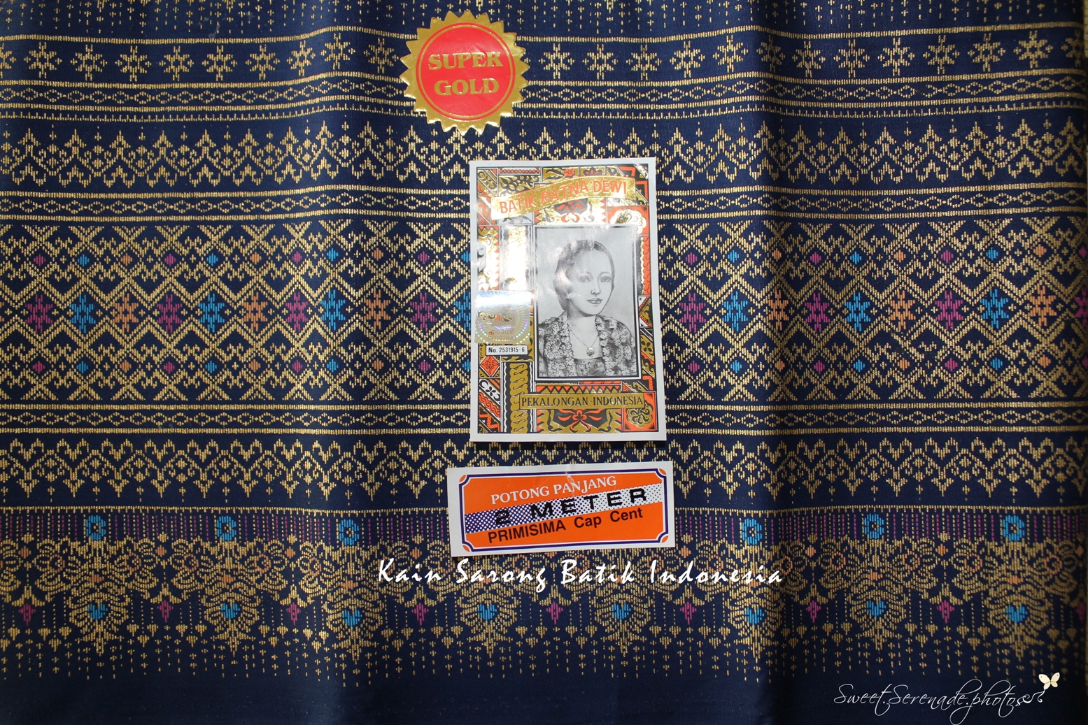 Perfumes and Art: Batik Ratna Dewi Indonesia