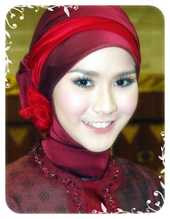 model jilbab untuk kebaya terbaru