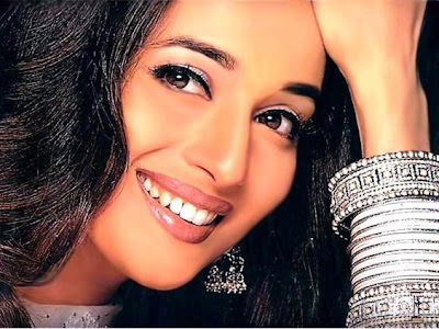 madhuri dixit wallpapers