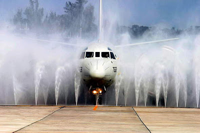 Planes Take A Shower