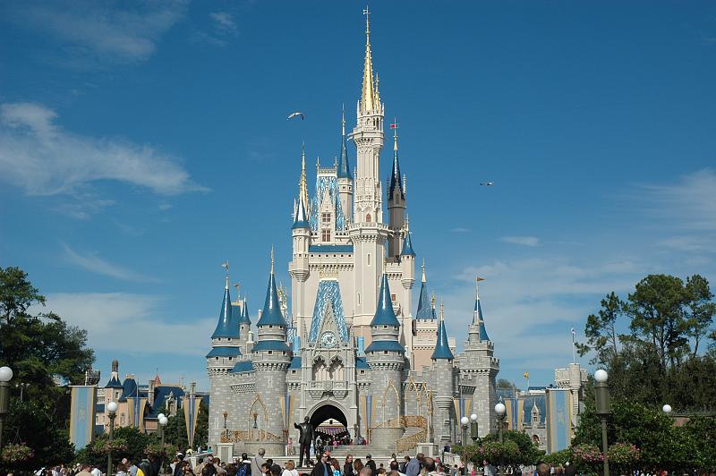 disney castle wallpaper. magic kingdom castle cartoon.