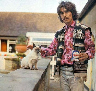 Celebrities and their Pets Seen On www.coolpicturegallery.net