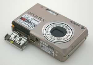 Nikon Coolpix S700
