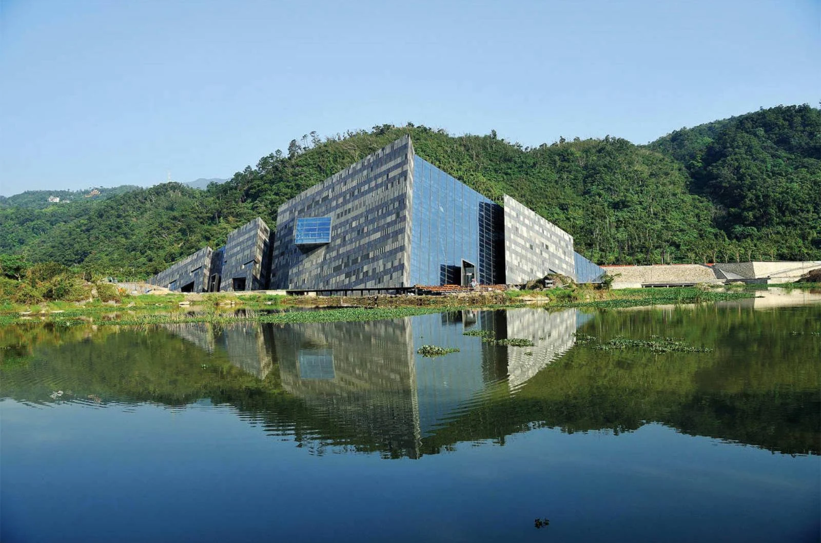 Contea di Yilan, Taiwan: Lanyang Museum by Artech Architects