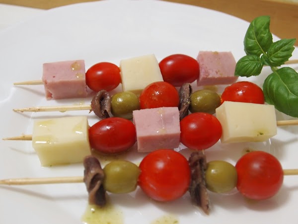 BROCHETAS DE TOMATE CHERRY