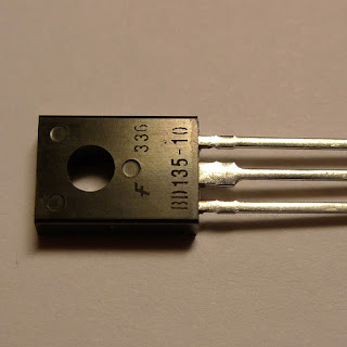 Komponen Transistor