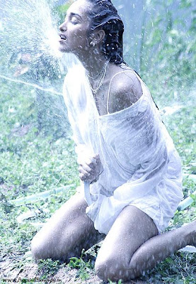 Soaking Wet Bollywood Beauties - HoT