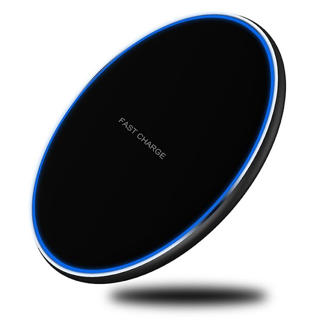 Universal mobile wireless charger