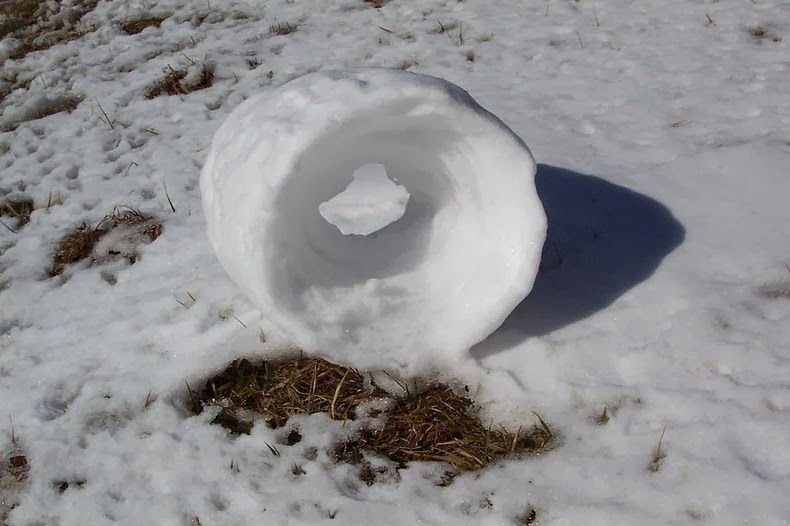 Snow Roller: A Strange Meteorological Phenomenon