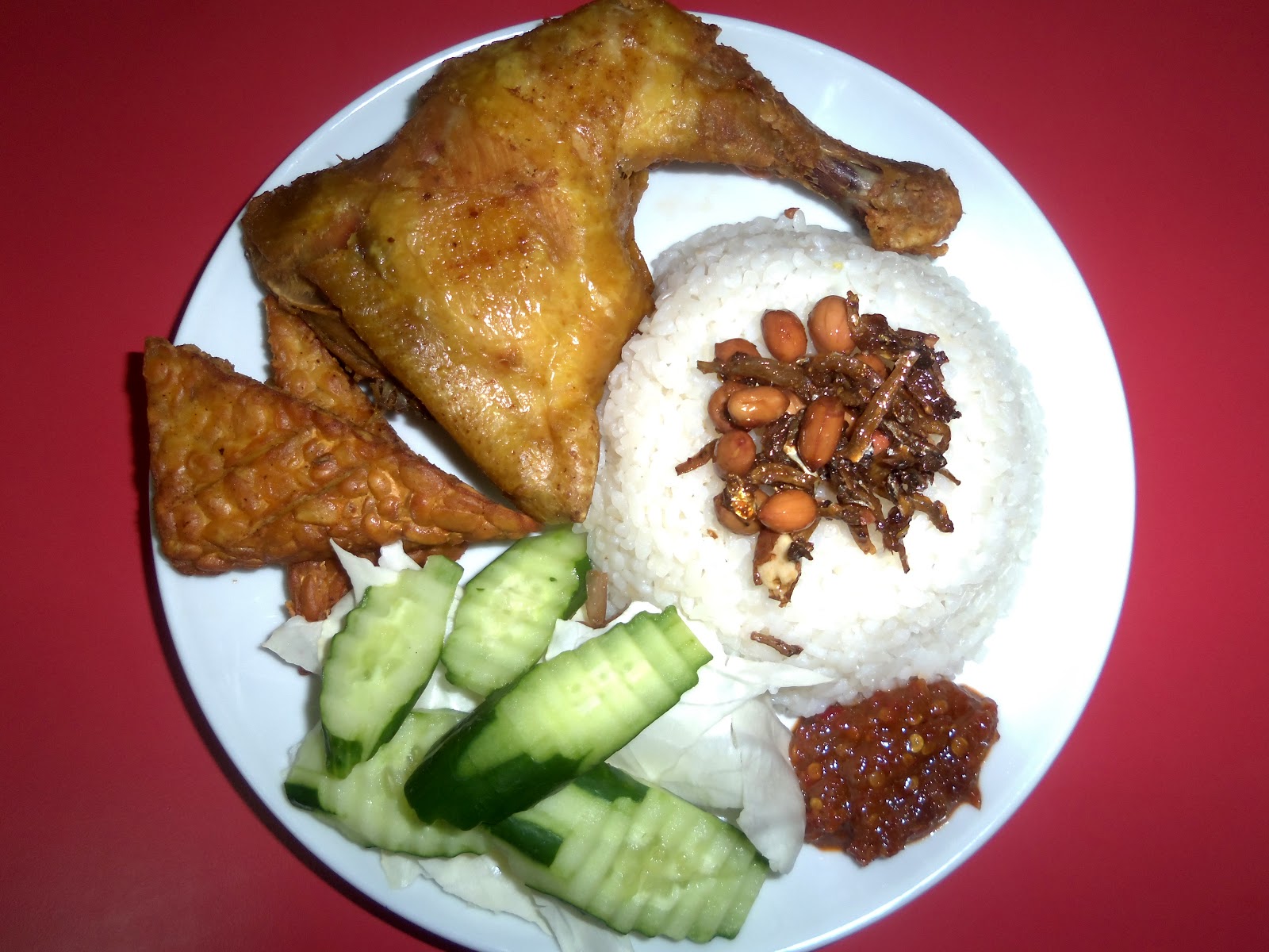 Nasi Ayam LalapanWATI Indonesia Halal Food