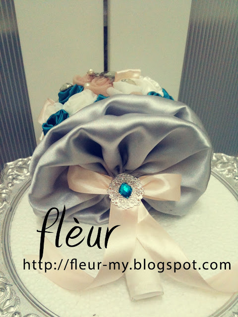 Teal, peach, grey, ivory white, pearls, handmade hand bouquet by Fleur.