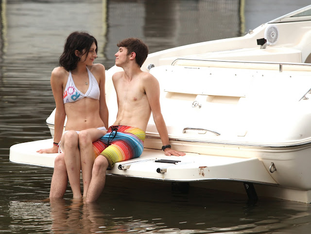 Teen Transgender Couple: Boy Was A Girl And Girlfriend Was A Boy 