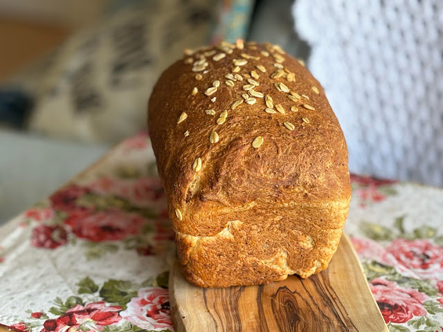 Bread Machine Honey Wheat Oat Bread