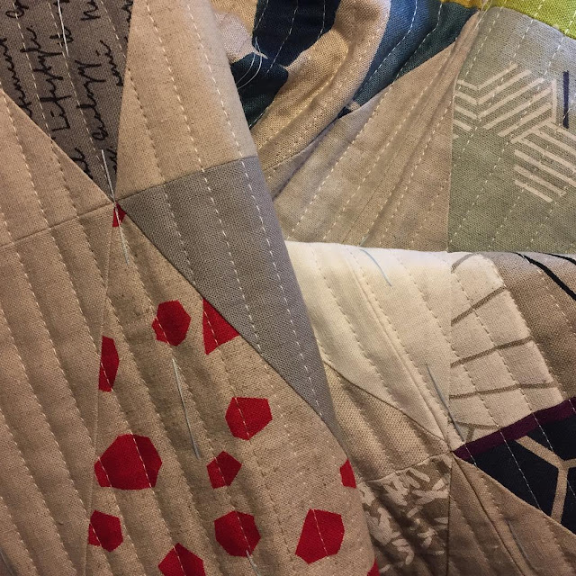 Inspiration blog post series - Triangles linen quilt by Sarah Hibbert - Close-up