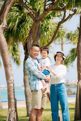 沖縄 家族写真 海 バースデーフォト 出張カメラマン