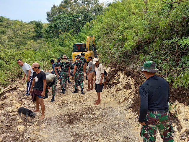    Untuk Masyarakat dan Pariwisata, Batu Kapur Nusa Penida Bukan Halangan Bagi TNI