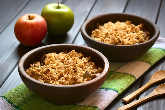 Perfect Oatmeal Apple Crumble