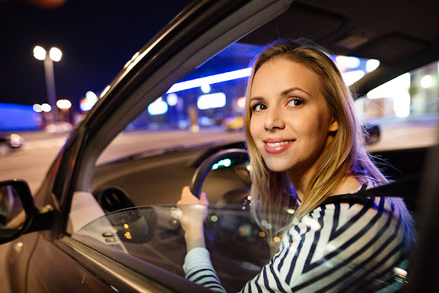 Cum sa conduci in siguranta pe timp de noapte