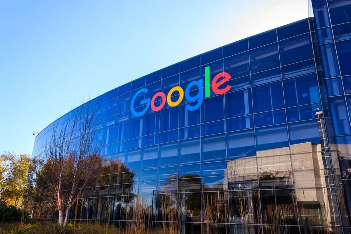 In order to resolve a lawsuit about claims of internet tracking, Google will delete browsing data.