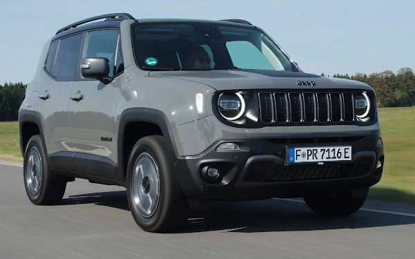 Jeep Renegade Trailhawk 4xe em testes na Europa