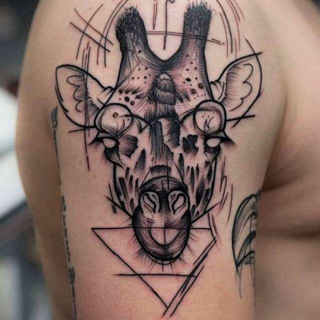 tatuagem de girafa