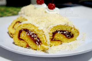 roll cake