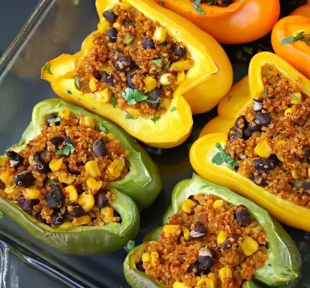 MEXICAN QUINOA STUFFED PEPPERS #vegetarian #mexicanfood