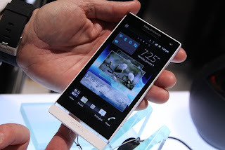 Sony Xperia S, Android Phone